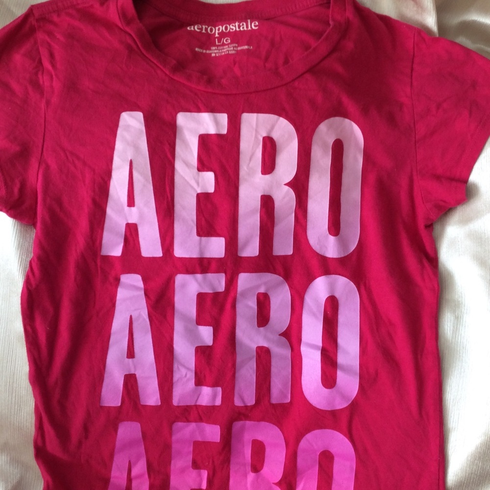 Aeropostale pink T-shirt
